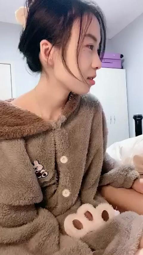 被男友骗下海的校花_后悔了不想播了被操的嗷嗷哭_#学生